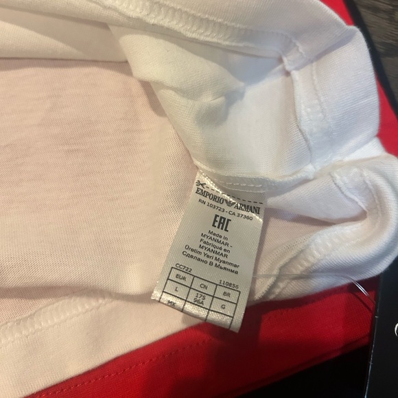 Emporio Armani Men UnderShirts 3pcs bundle - Picture 6 of 13